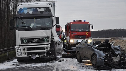Ostrów Mazowiecka - Na krajowej ósemce w miejscowości Knurowiec doszło wczoraj d