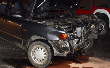 Ostrów Mazowiecka - Do zderzenia dwóch samochodów osobowych doszło na skrzyżowan