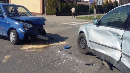 Ostrów Mazowiecka - Do groźnie wyglądającego zdarzenia drogowego doszło na skrzy